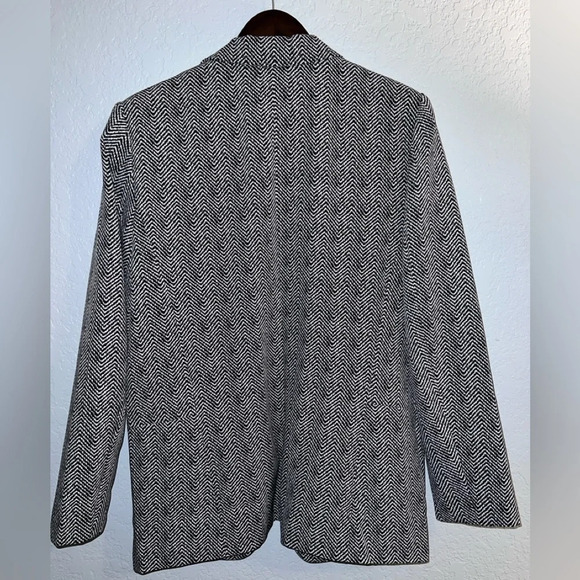 🌟HP 7/8🌟 WHBM - The Relaxed Blazer, Black w/Ecru Herringbone, Size 14 - Picture 3 of 10